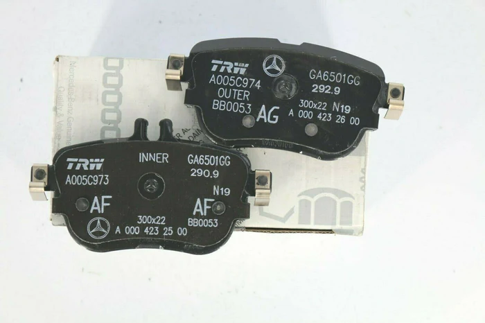 Mercedes Benz OEM Rear Brake Pad Set (0004206000)