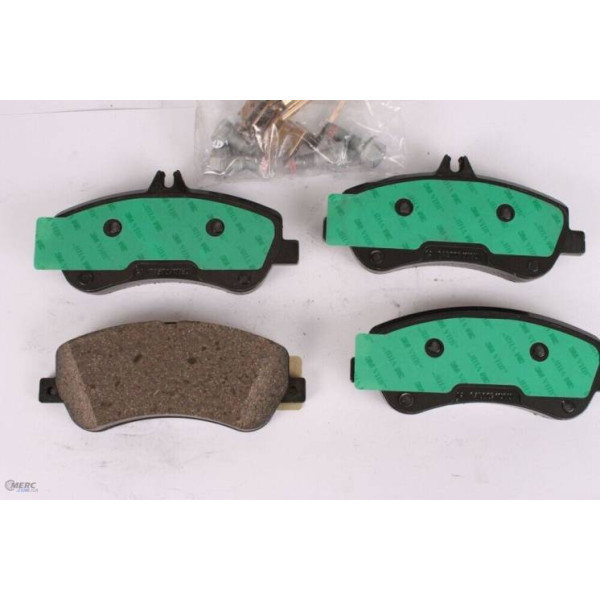 Mercedes Benz OEM Front Brake Pad Set (A0074206620)