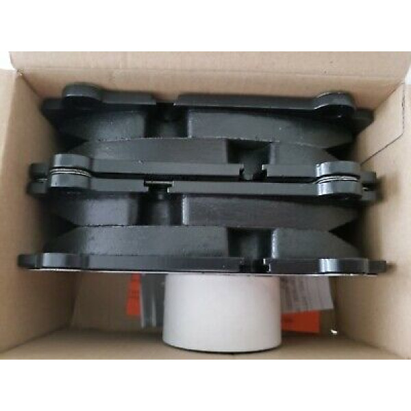 Mercedes Benz OEM Front Brake Pad Set (A0004206700)