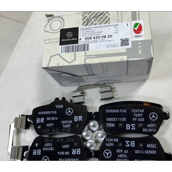 Mercedes Benz OEM Rear Brake Pad Set (0064205720)